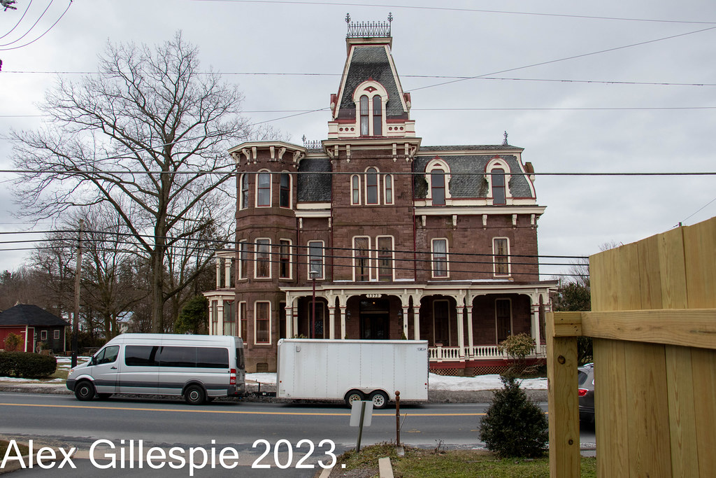 Weigley Mansion The 1876 Weigley Mansion in Schaefferstown… Flickr