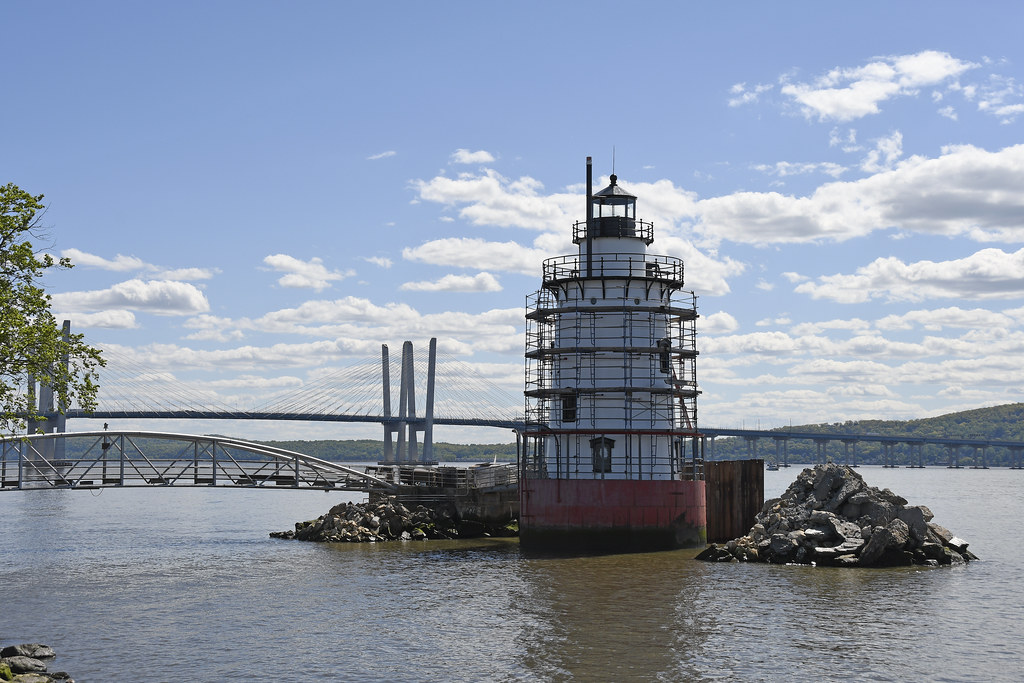 Restoration Of The Tarrytown Lighthouse Also Known As the … Flickr