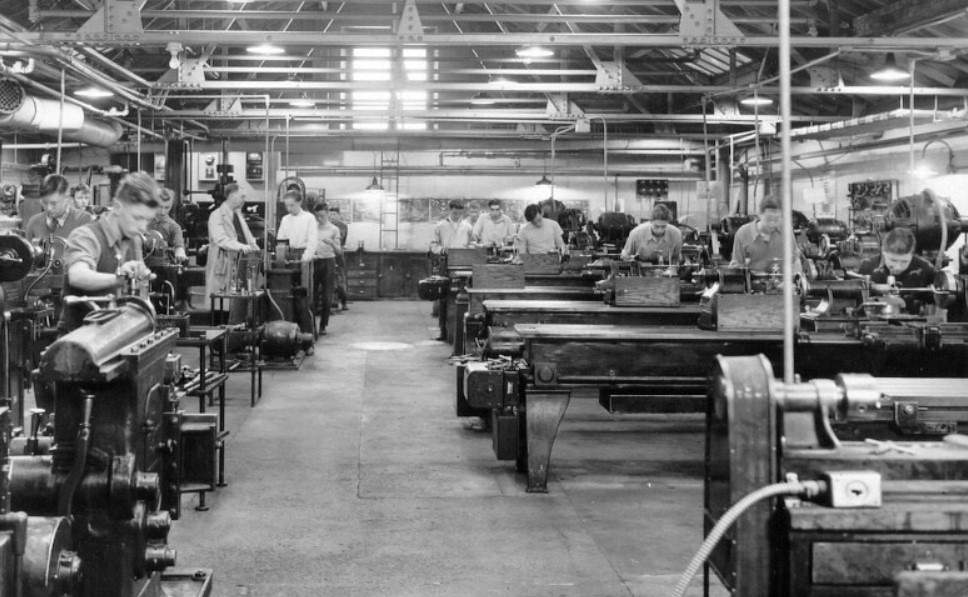 1947 Metal shops class at Kelvin High School. Jerry Olenko Flickr
