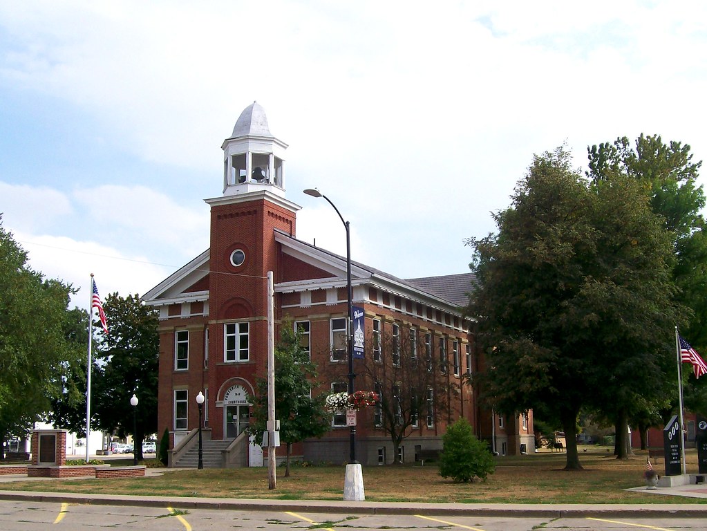 Poweshiek County Courthouse (Montezuma, Iowa) Poweshiek Co… Flickr