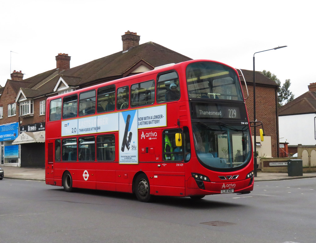 AL DW429 LJ11ADU STATION ROAD SIDCUP SUN 7TH MAY 202… Flickr