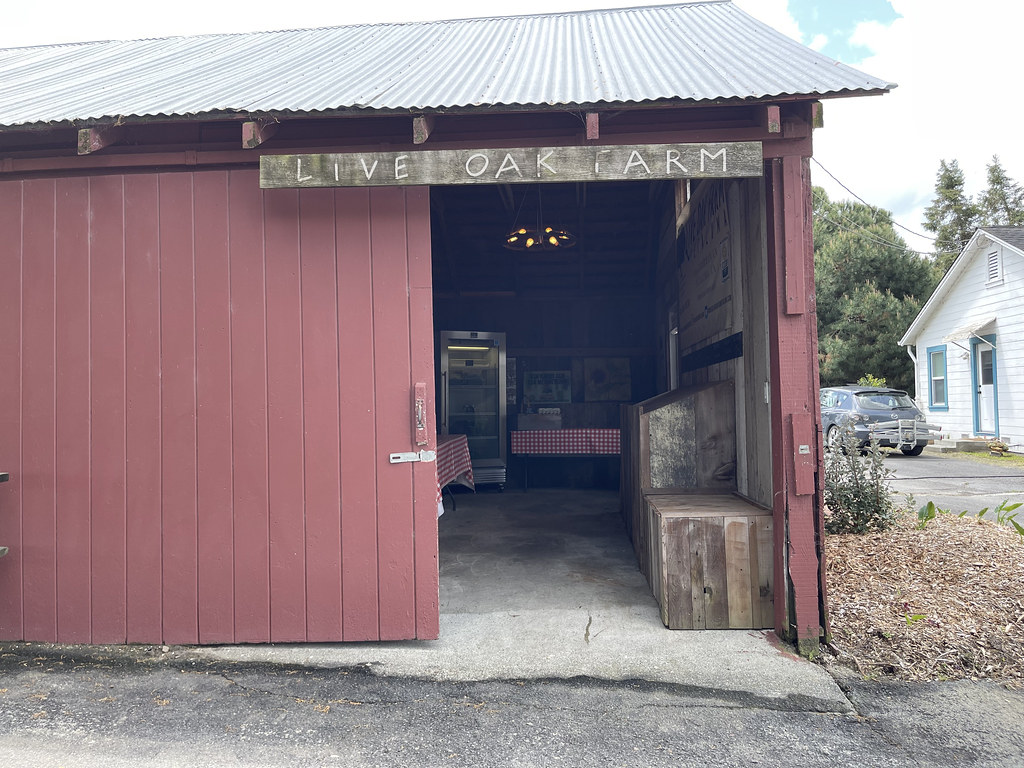 Live Oak Farm's farm stand Petaluma, California Sarah Stierch Flickr