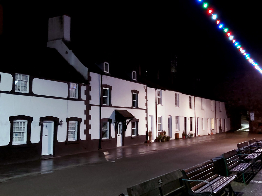 The Harbour Wall at night Lower Gate Street, Conwy. I was … Flickr