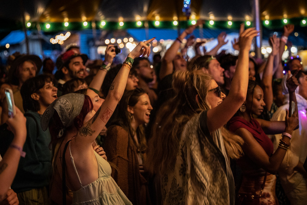 Shakori Crowd Fun Times Shakori Crowd Fun Times Flickr