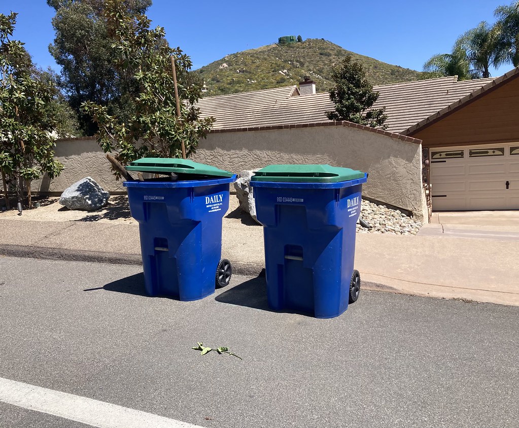 Daily Disposal Rehrig EG’s I believe this customer has thr… Flickr