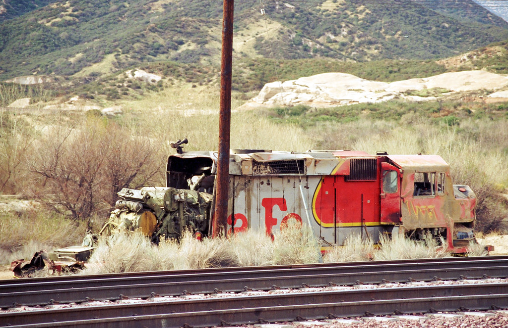 Cajon Pass wrecked engines February 1996_(3) The Santa Fe … Flickr
