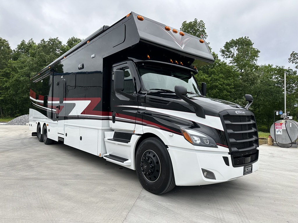 2023 Renegade Triple Slide Motorhome Bunk Beds & Two Full … Flickr