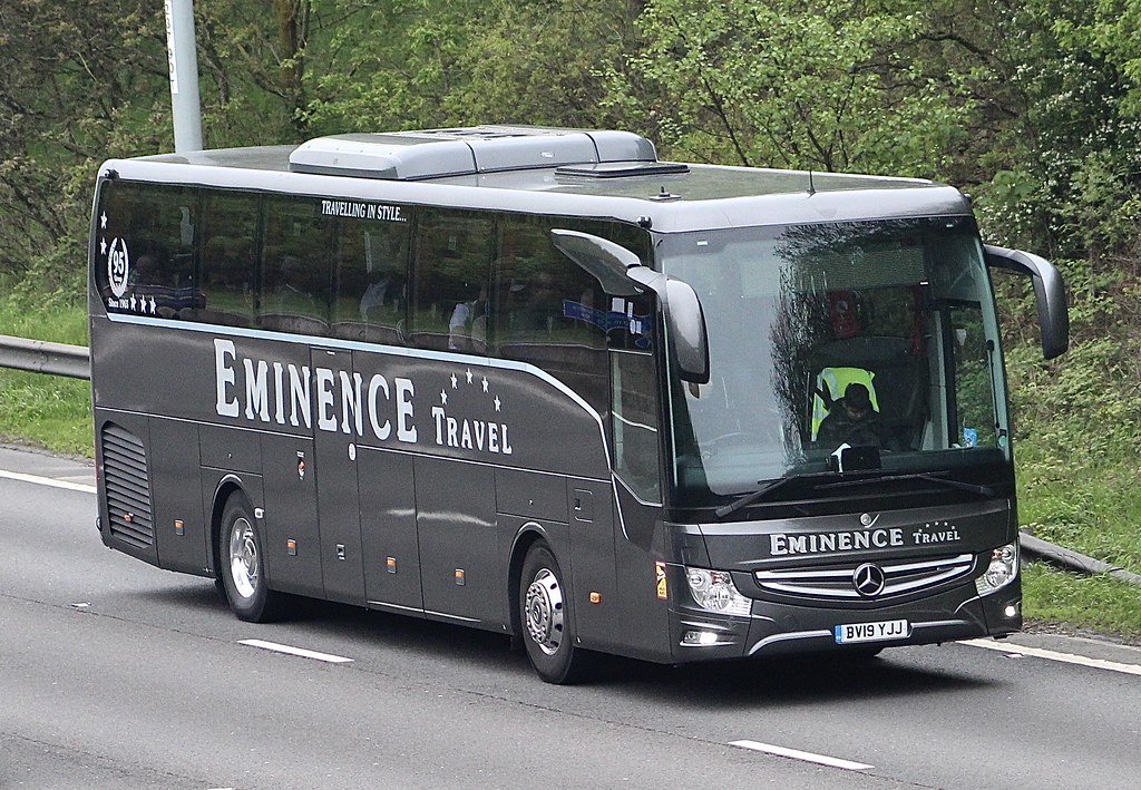 Eminence TravelWalsall BV19YJJ taking Leeds Utd supporter… Flickr