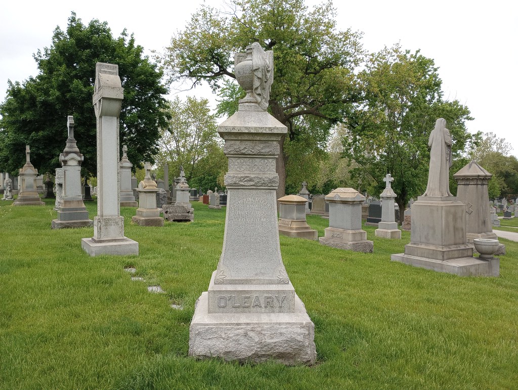 Mrs. O'Leary's Grave Site During the hot summer of 1871 fi… Flickr