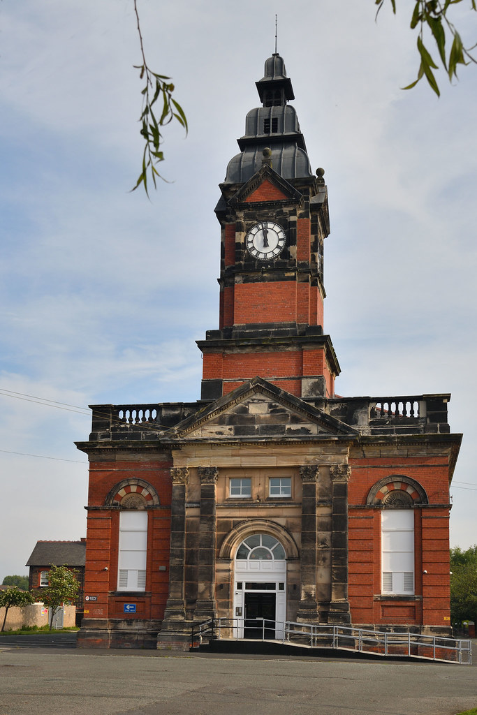 D85_0985 New Hall, Fazakerley R S Flickr