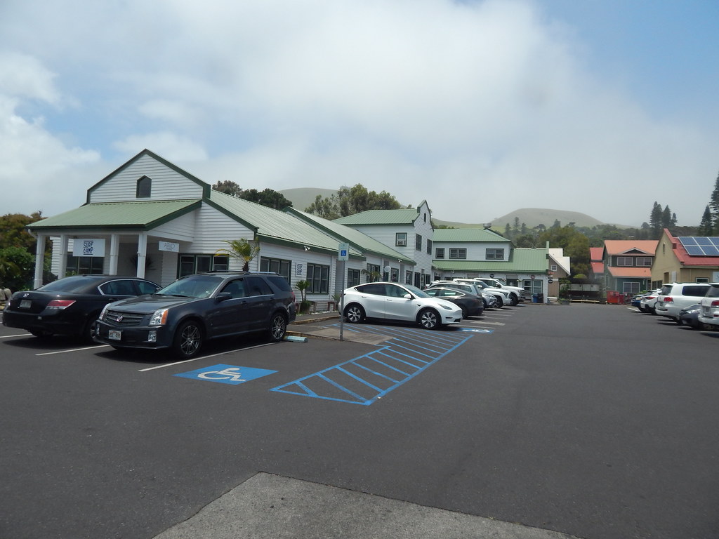 Sunday, Mothers Day to Waimea for Merriman's, Longs Drug… Flickr