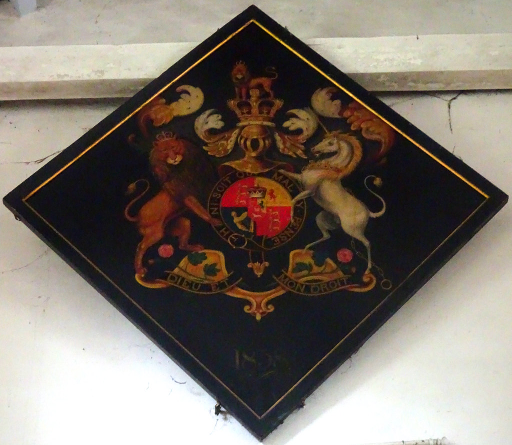 [121758] St Mary, Welton Royal Arms St Mary, Welton, Lin… Flickr