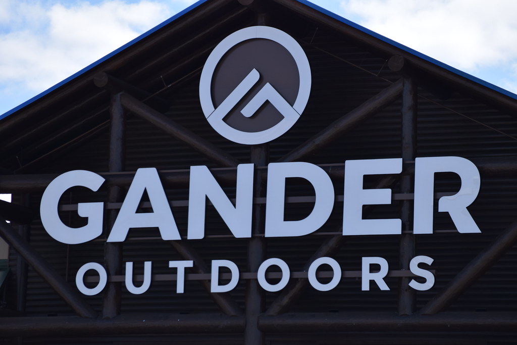 Gander Outdoors Warren / Niles, Ohio a photo on Flickriver