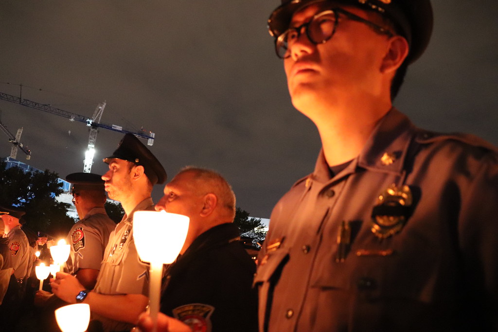 IMG_0881 National Police Week 35th Candlelight Vigil Cerem… Flickr