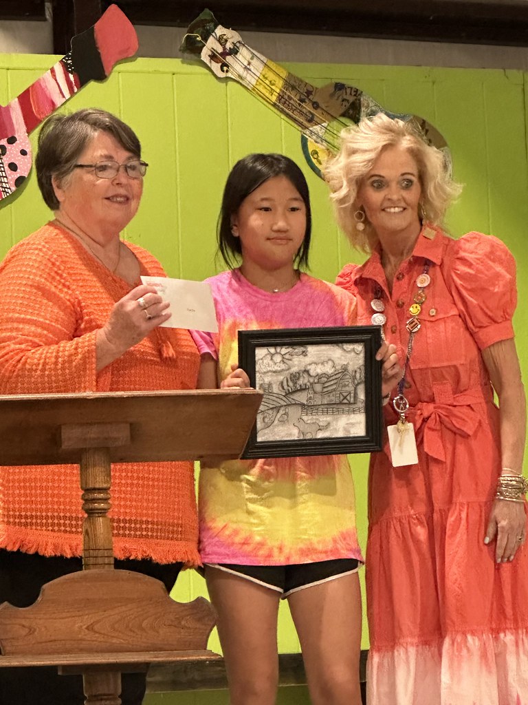 MS Farm Bureau Art Contest winners Rose Chen and LeEllen… Flickr