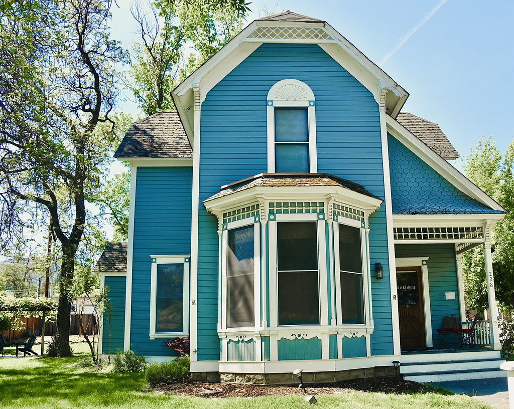 B St., Ashland, Oregon a photo on Flickriver