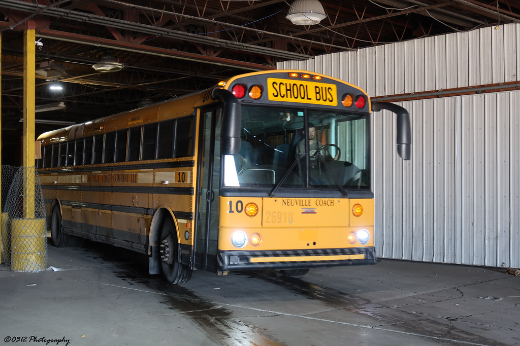 Neuville Coach Company LLC School Bus Ex. Clark County S… Flickr