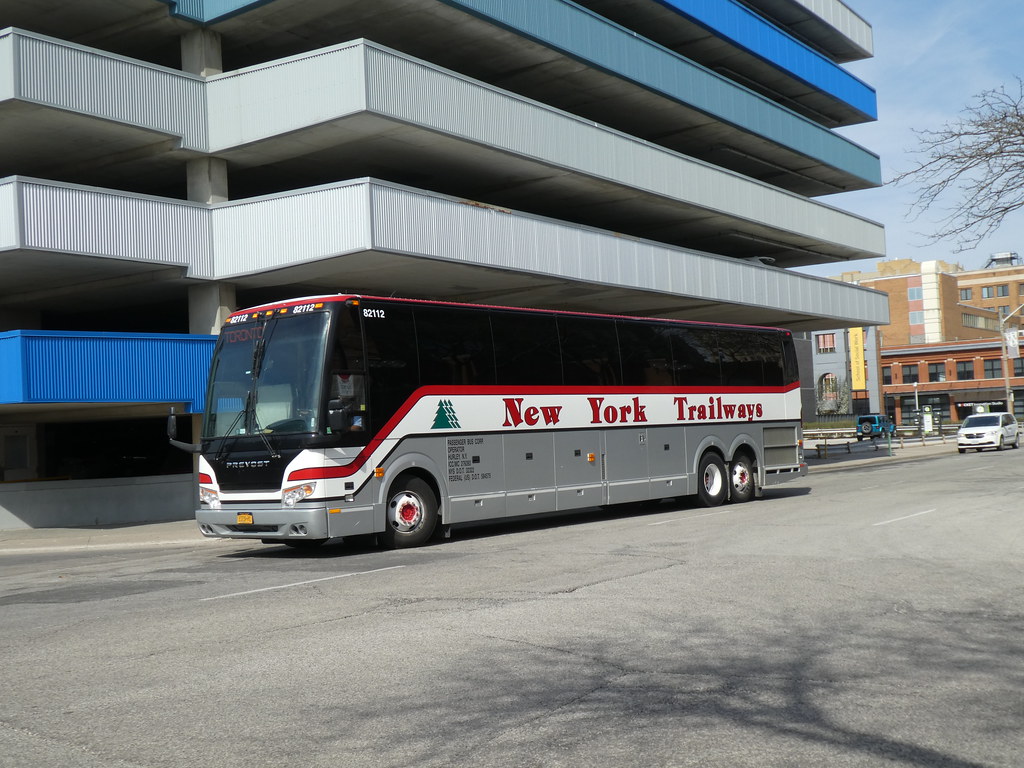 EO471 Passenger Bus Corp, Hurley (NY) 82112 Windsor, C… Flickr