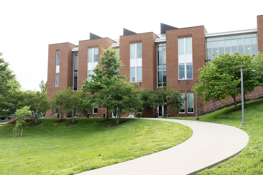 008_Grounds UVA Human Resources Flickr