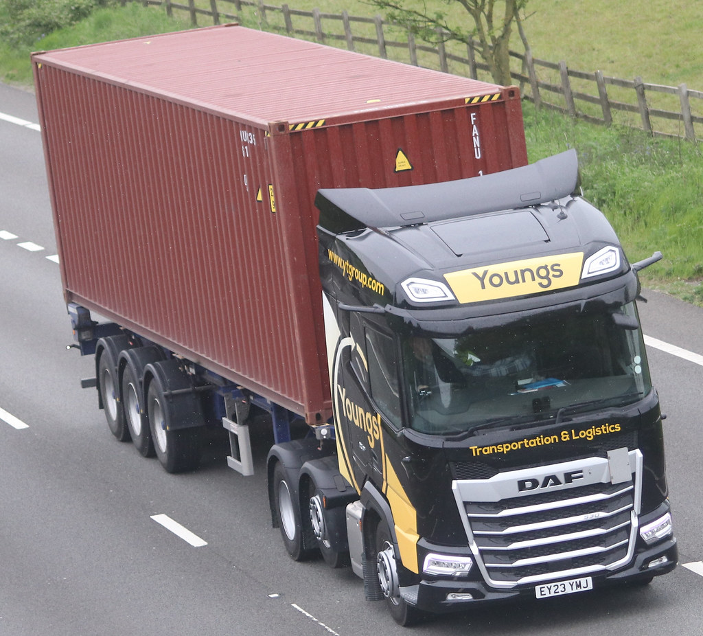YOUNGS TRANSPORT EY23YMJ M25 FLOWER LANE kevin vincent Flickr