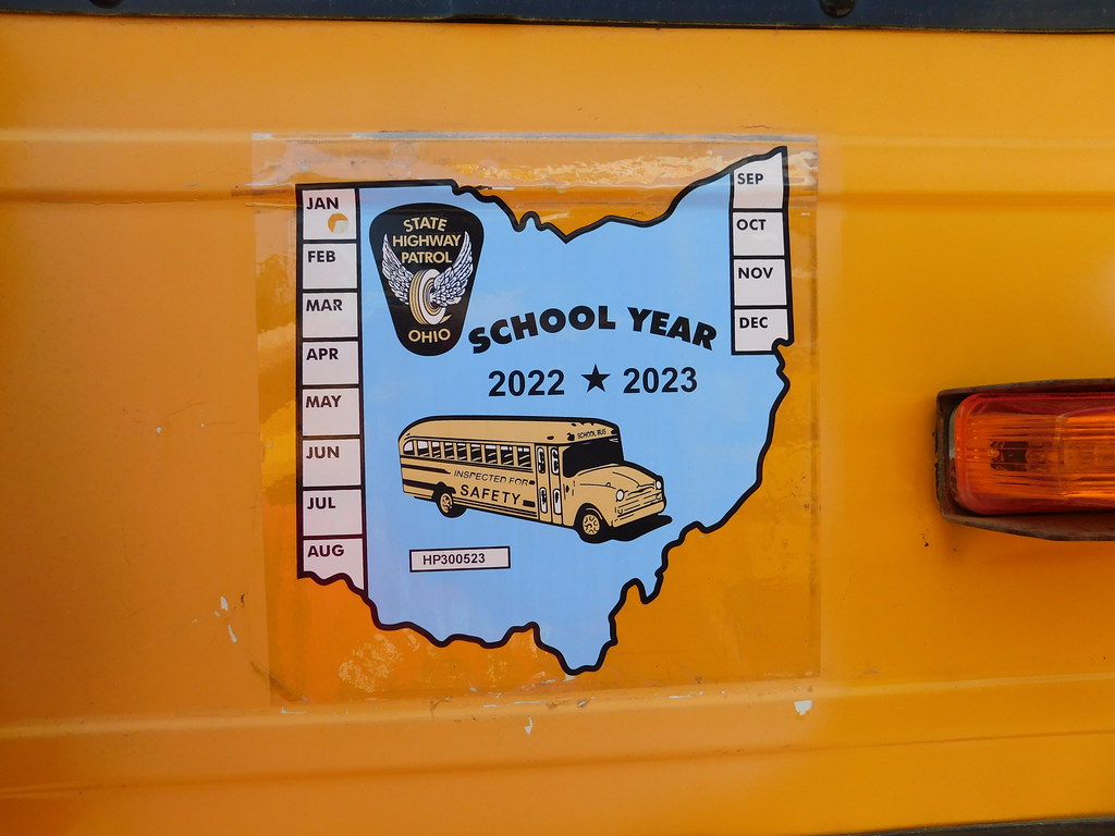 Lebanon City Schools 82 This bus is one of many "hand me … Flickr