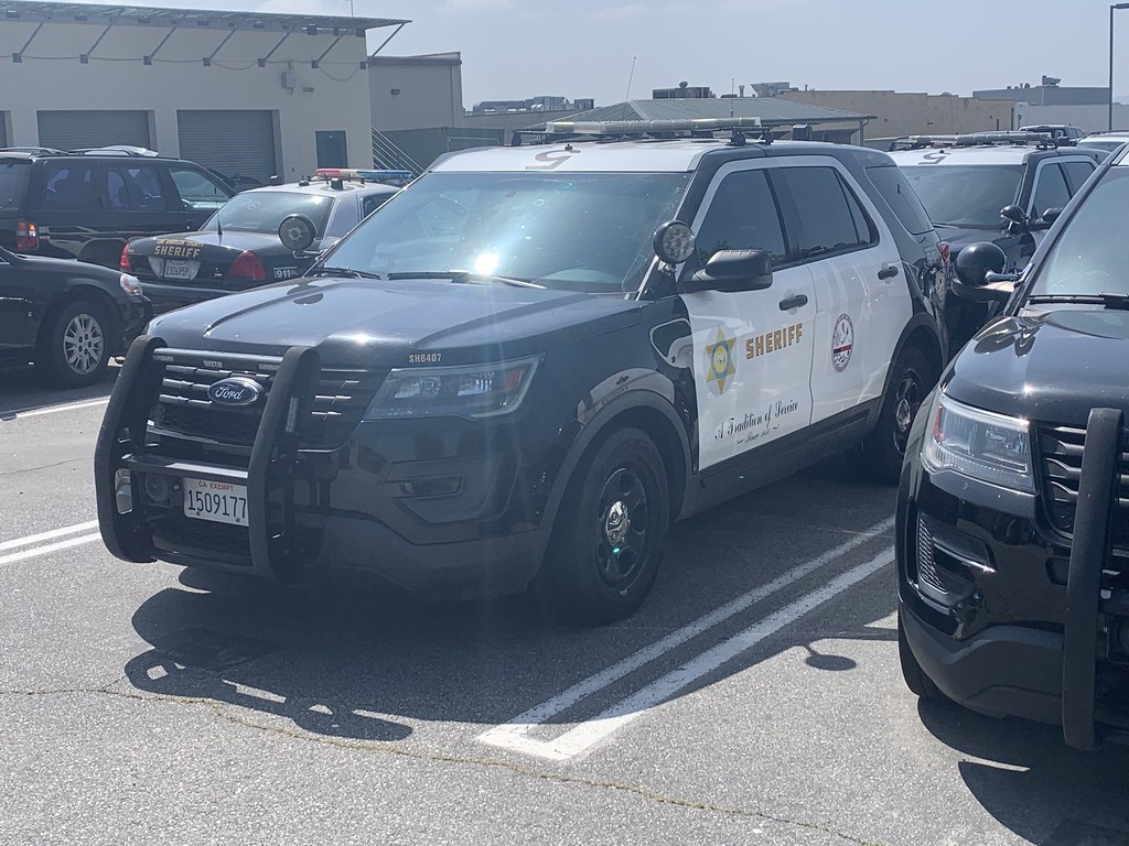 Temple Station Cars trashmanthomas Flickr