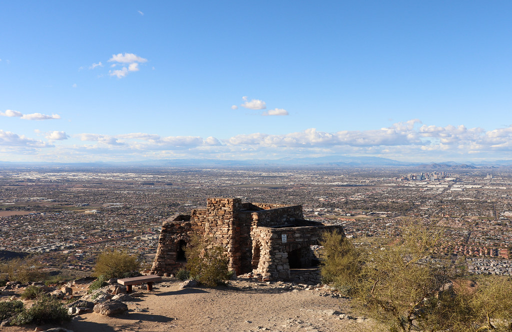 Dobbins Lookout, Phoenix, Arizona Point de vue (South Moun… Flickr