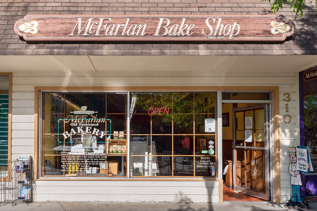 McFarlan Bake Shop In downtown Hendersonville, North Carol… Richard