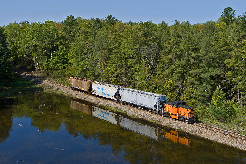 ARA NB near North Java, NY Looking retro with just the old… Flickr