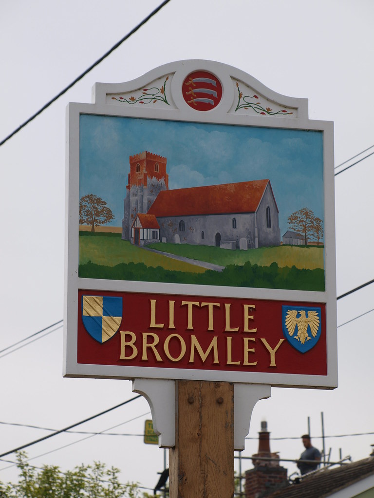 Little Bromley village sign 3 Simon Flickr