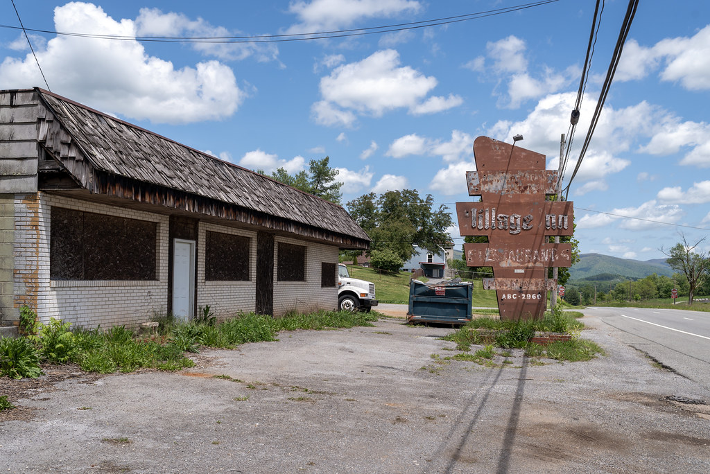 Village Inn Restaurant, Pearisburg, VA 1136 Pulaski Giles … Flickr