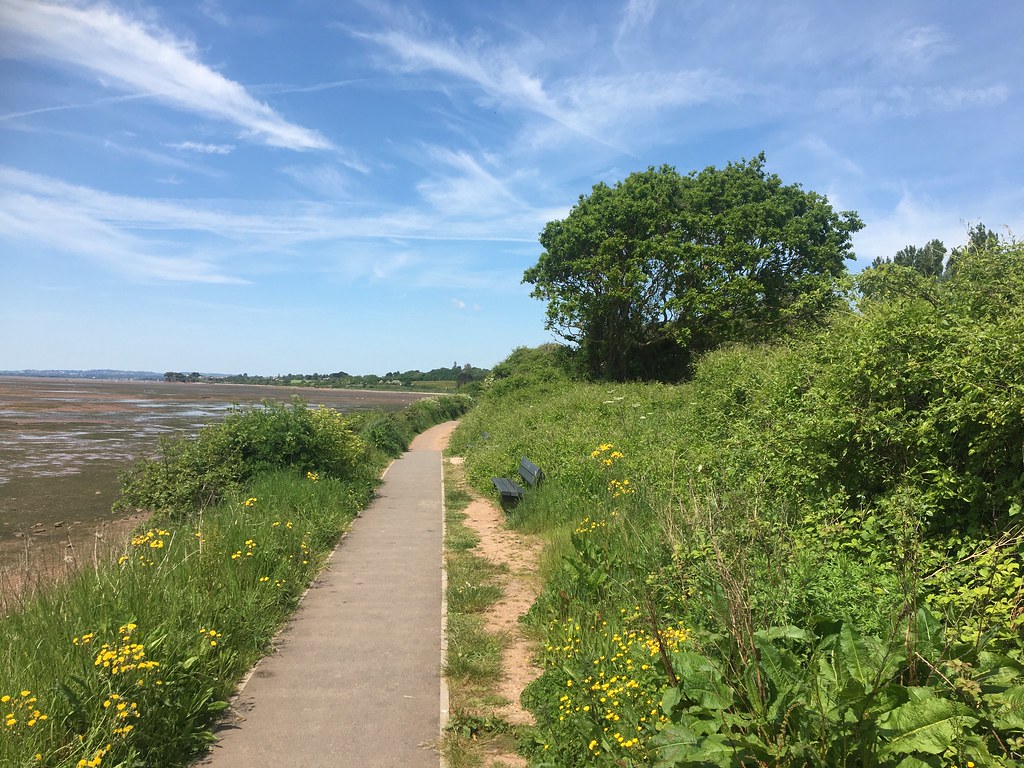 Exe Estuary Path 21st May 2023 Exmouth, East Devon, UK lazy south