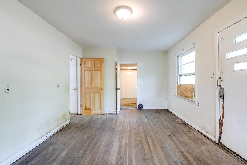 2317 Lourdes Rd (10 of 38) Mindie Ballard Flickr