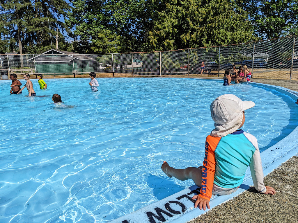 Blue Mountain Park wading pool, Coquitlam, BC, Canada Flickr