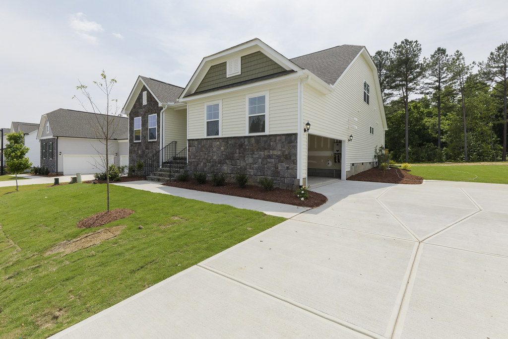 7144 Avery B at GH24 7144 Avery B at GH24 Green Haven Youn