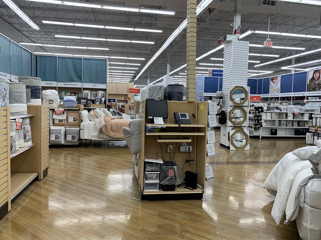 Bed Bath & Beyond/buybuy BABY interior Bed Bath & Beyond/b… Flickr