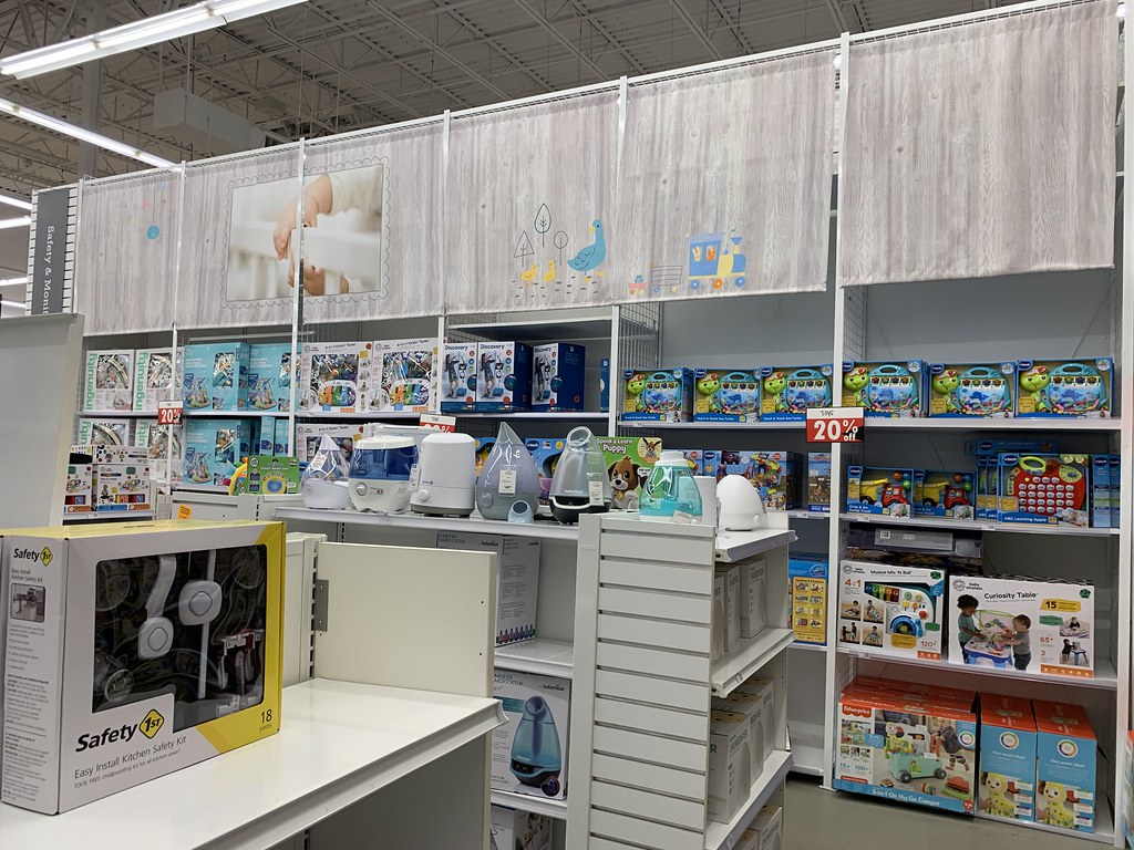 Bed Bath & Beyond/buybuy BABY interior Bed Bath & Beyond/b… Flickr