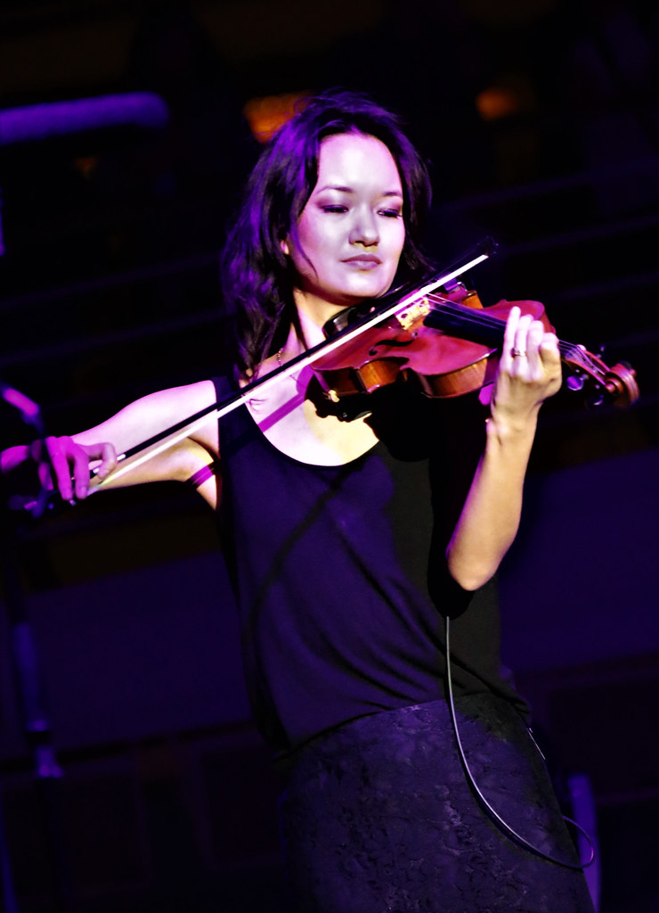 Katie Jacoby Roger Daltrey Band Violinist main deckstage … Flickr