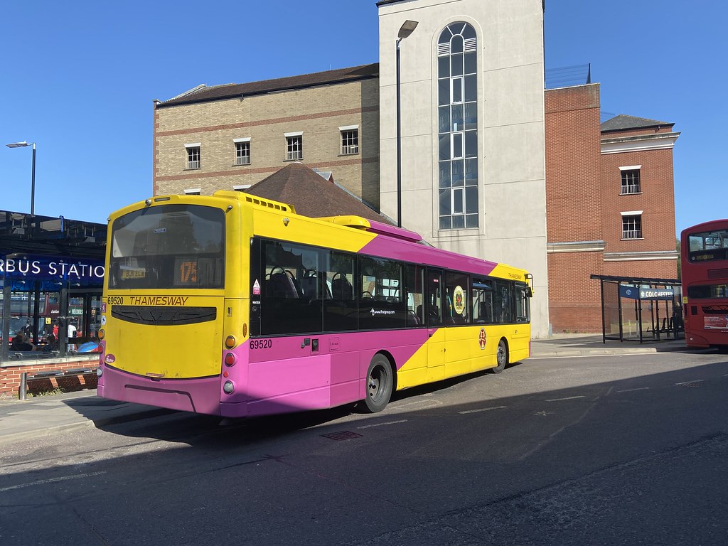 First Essex bus Fleet number is 69520BJ11 ECW doing the 1… Flickr