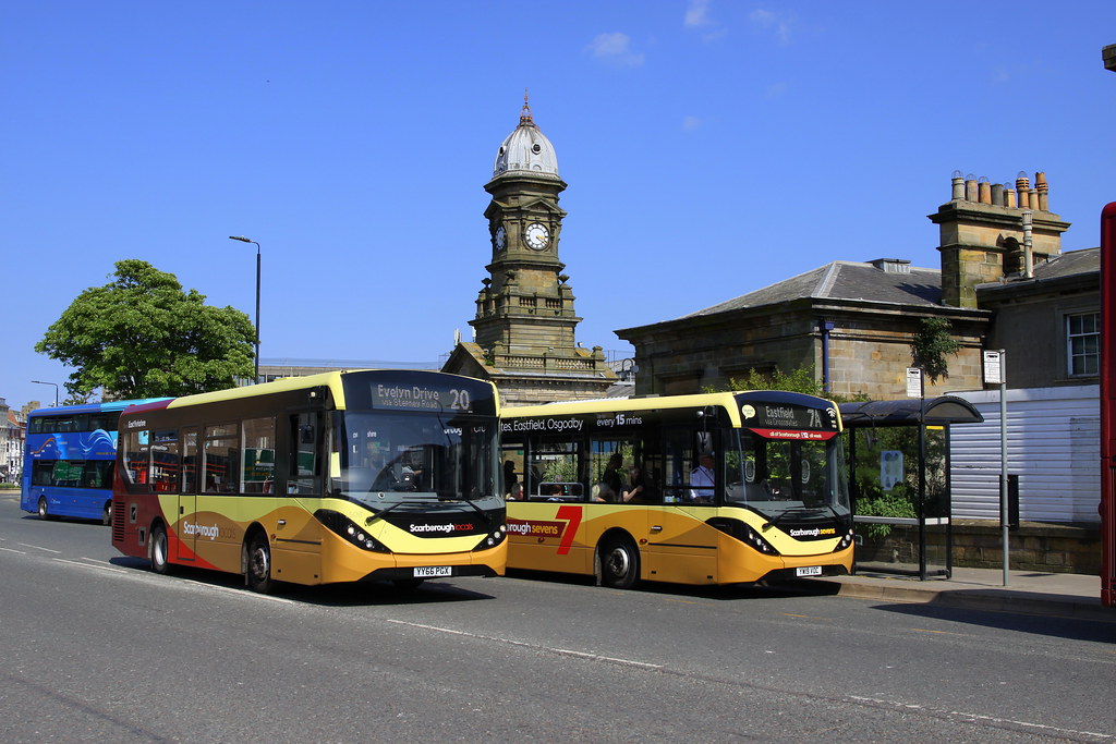 East Yorkshire Enviros Two of East Yorkshire Enviro 200 MM… Flickr