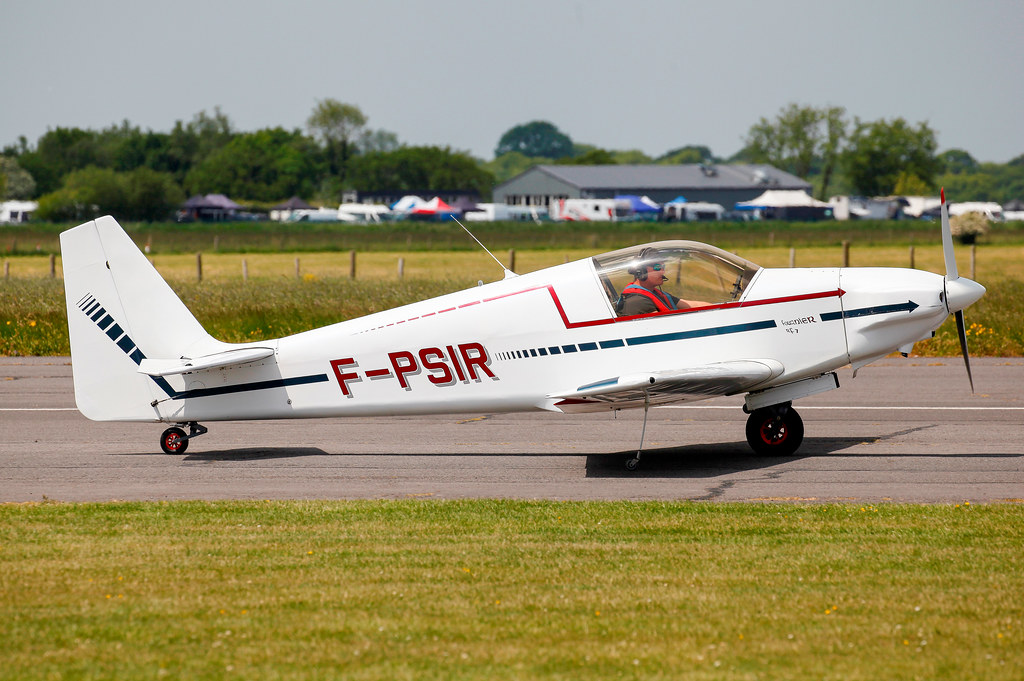 FPSIR Private Fournier RF7 at Dunkeswell Aerodrome Devon… Flickr