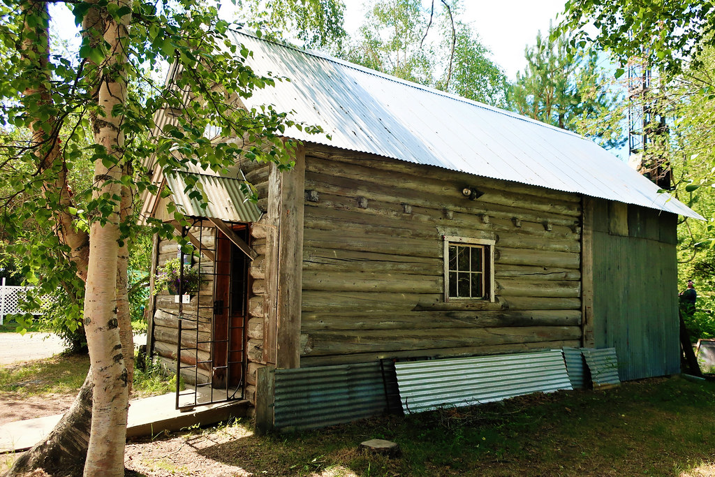 Exterior & Overview of David St Lawrence & Harry Robb Log … Flickr