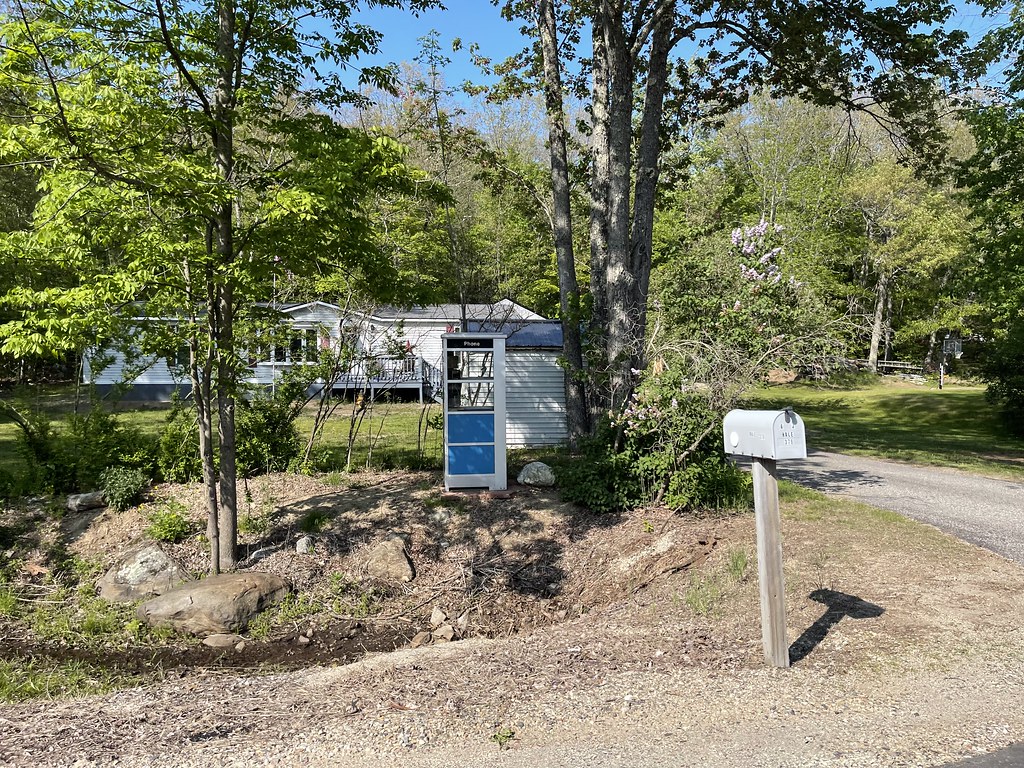 Phone Booth. Shapleigh, Maine. devtmefl Flickr