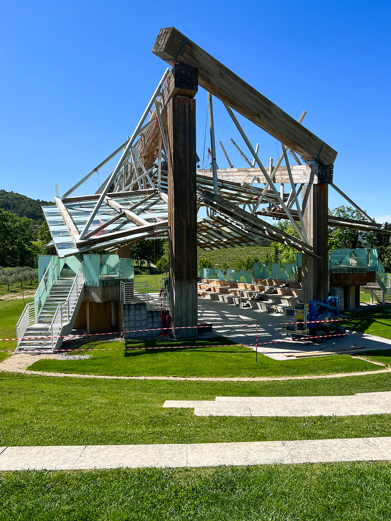 Chateau La Coste H. C. LEE Flickr