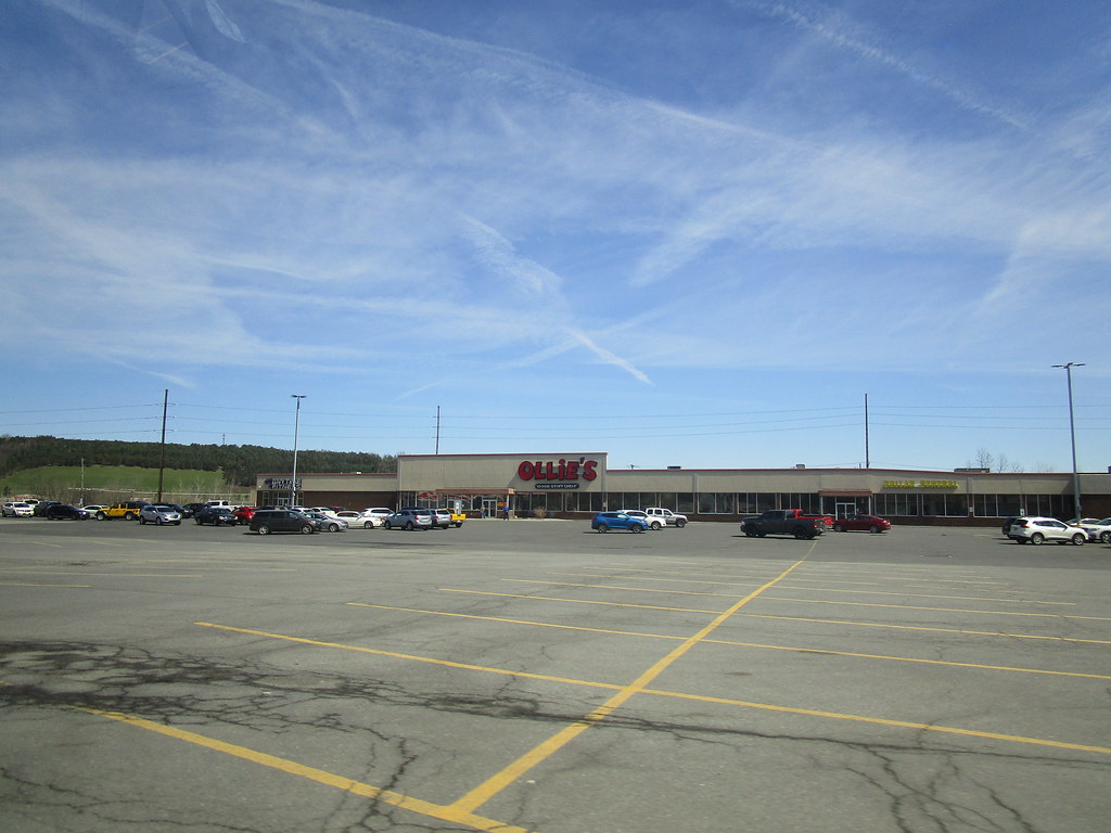 Clearfield Mall Former Murphy's Mart/Ames Clearfield, PA. … Flickr