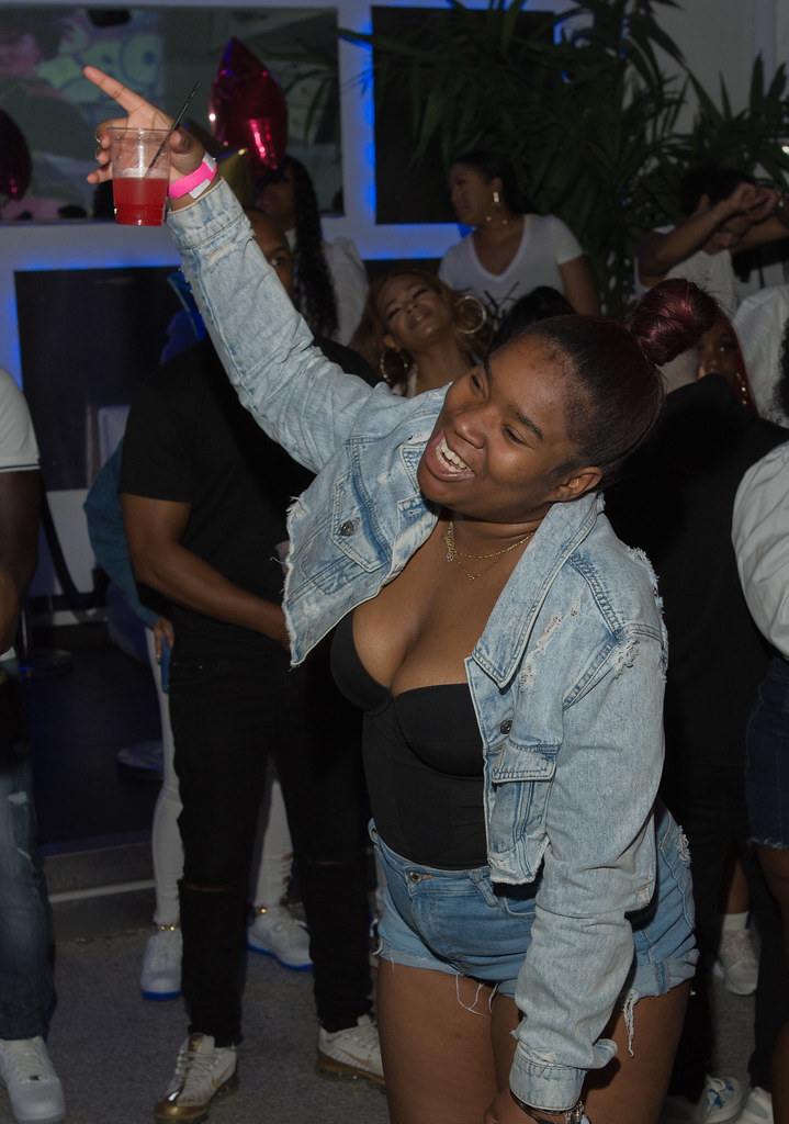 Mingles Night Club Denim & White Joe Bannister Flickr