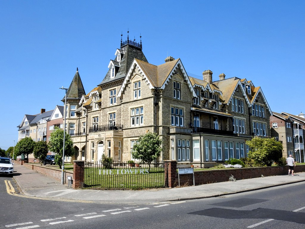 The Towers Marine Parade East, ClactononSea. Built in 18… Flickr