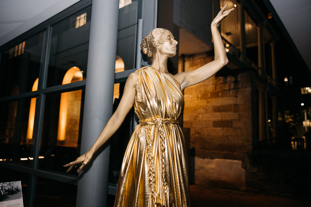 gold human statues a photo on Flickriver