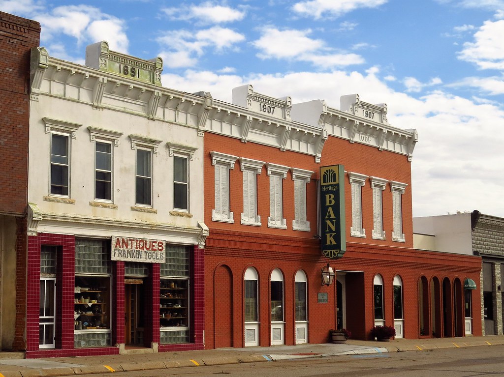 Wood River 9th Street Buildings Wood River, Nebraska; his… Flickr