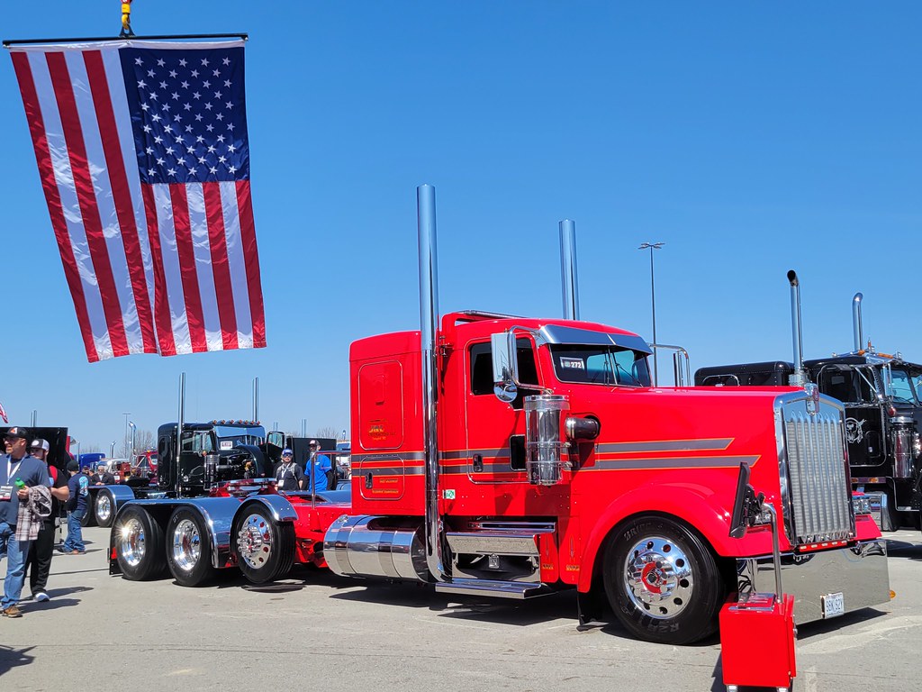 20230330_131249 2023 Mid America Trucking Show Custom and … Sean's Truck and Machinery